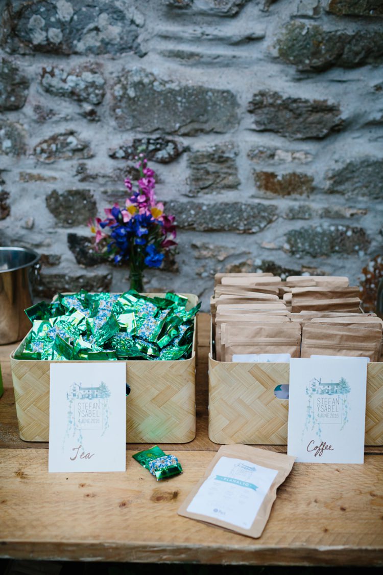 Tea Coffee Favours Beautiful Outdoor Country House Wedding http://www.christinewehrmeier.com/