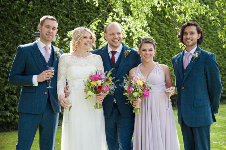 Fresh Spring Country Wedding http://kerryannduffy.com/