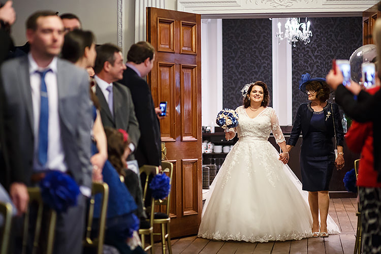 Vintage Doctor Who Wedding http://www.linaandtom.com/