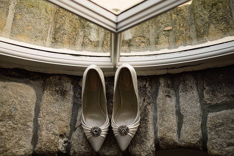 Delightful Secret Garden Wedding http://www.pauljosephphotography.co.uk/
