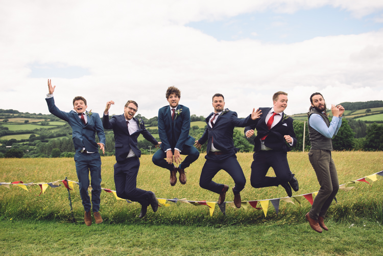 Outdoor Countryside Fair Wedding http://www.jennawoodward.com/