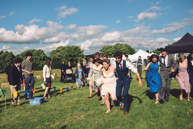 Outdoor Countryside Fair Wedding http://www.jennawoodward.com/