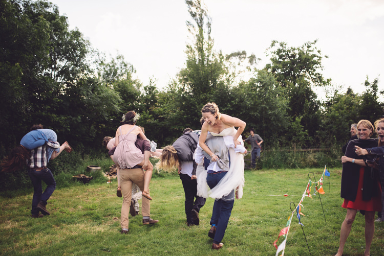 Outdoor Countryside Fair Wedding http://www.jennawoodward.com/