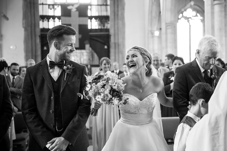 Pretty Relaxed Countryside Wedding http://katherineashdown.co.uk/