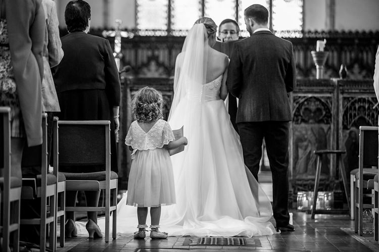 Pretty Relaxed Countryside Wedding http://katherineashdown.co.uk/