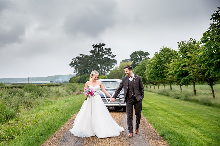 Pretty Relaxed Countryside Wedding http://katherineashdown.co.uk/