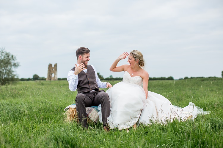 Pretty Relaxed Countryside Wedding http://katherineashdown.co.uk/