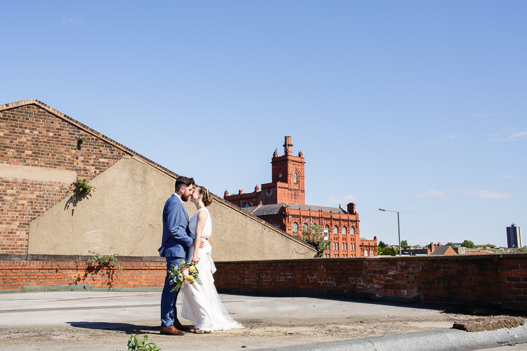 Creative DIY Industrial Warehouse Wedding http://www.michellehill.ca/