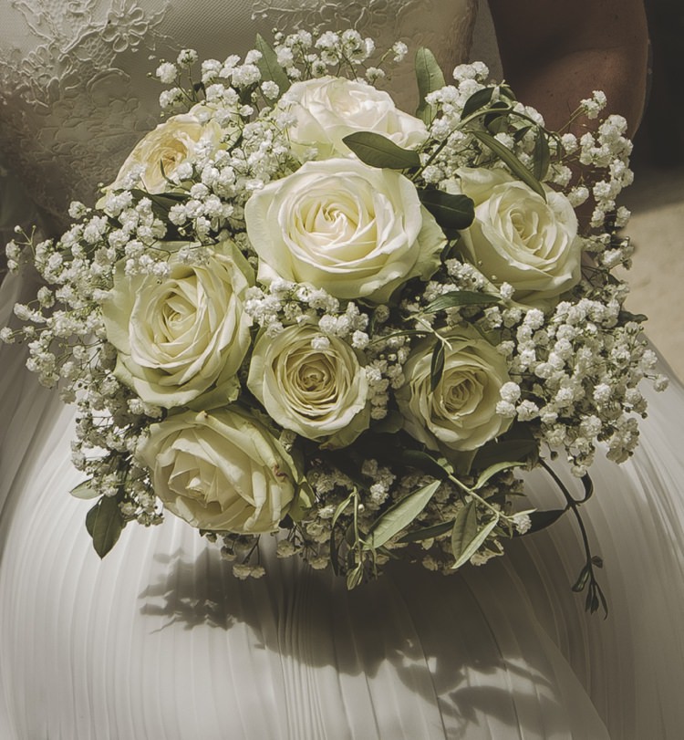 Bridal Bouquet Cream Roses White Gypsophila Flowers Atmospheric Abbey Tuscany Wedding http://www.angelicabraccini.com/