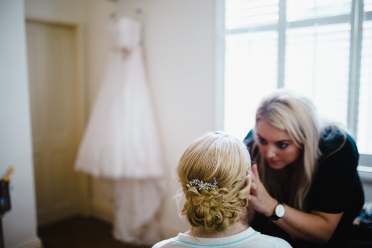 Soft Navy Pink Classic Wedding http://www.racheljoycephotography.co.uk/