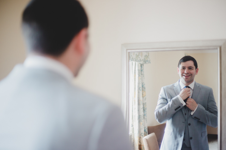 Soft Navy Pink Classic Wedding http://www.racheljoycephotography.co.uk/