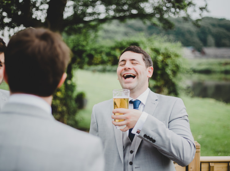 Soft Navy Pink Classic Wedding http://www.racheljoycephotography.co.uk/