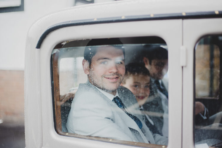 Soft Navy Pink Classic Wedding http://www.racheljoycephotography.co.uk/