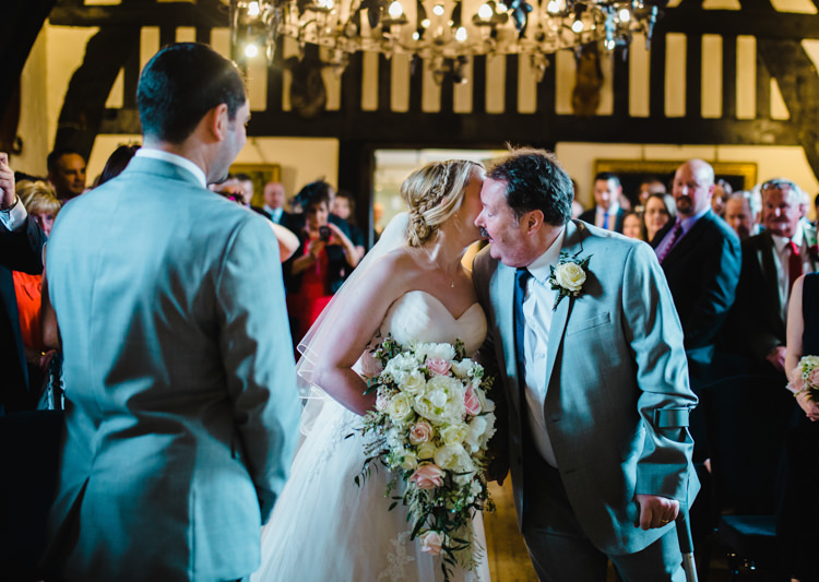 Soft Navy Pink Classic Wedding http://www.racheljoycephotography.co.uk/