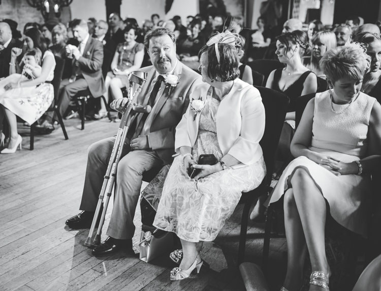 Soft Navy Pink Classic Wedding http://www.racheljoycephotography.co.uk/