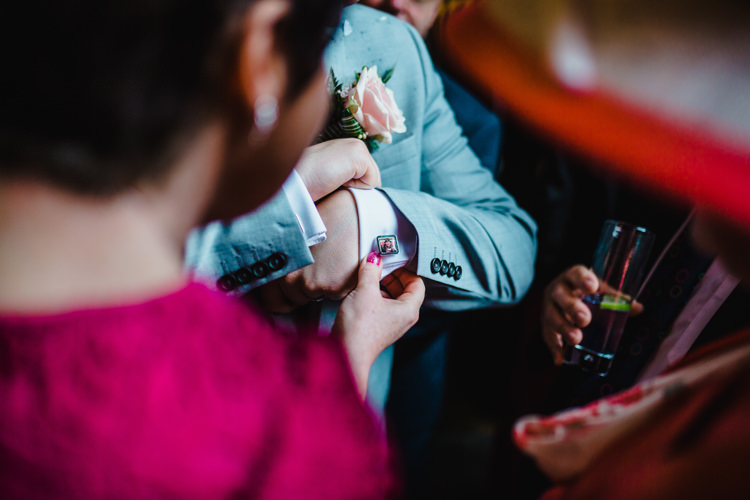 Soft Navy Pink Classic Wedding http://www.racheljoycephotography.co.uk/