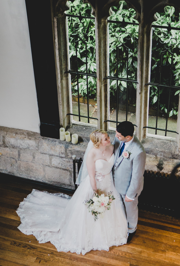 Soft Navy Pink Classic Wedding http://www.racheljoycephotography.co.uk/