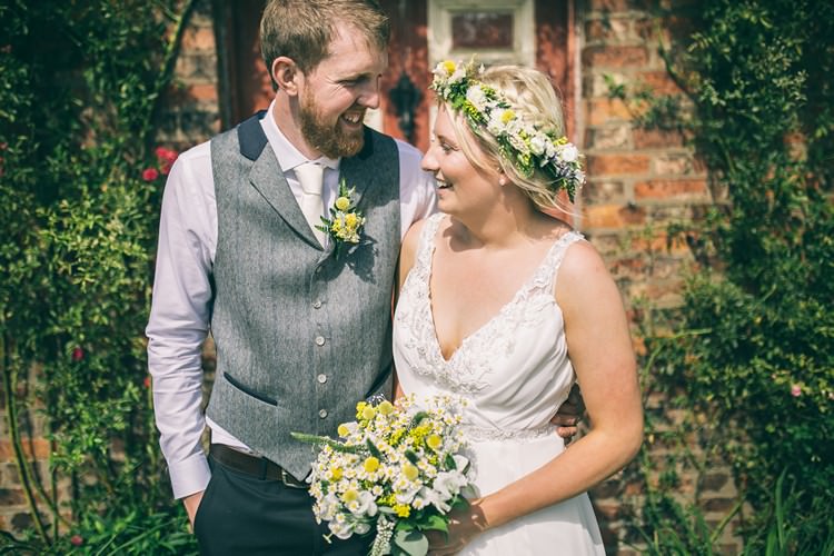 Bohemian Home Made Farm Wedding http://www.jessyarwood.co.uk/