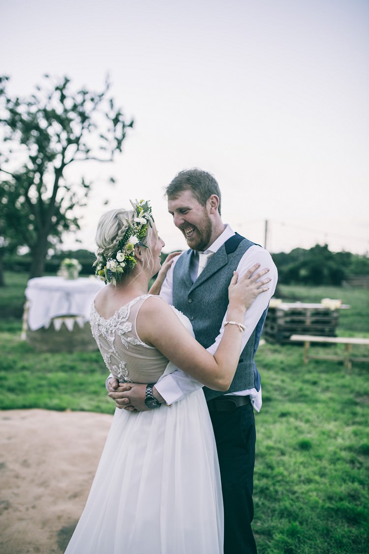 Bohemian Home Made Farm Wedding http://www.jessyarwood.co.uk/