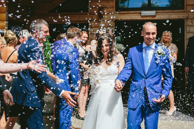 Confetti Throw Bride Groom Whimsical Floral Lodge Wedding http://www.hdmphotography.co.uk/