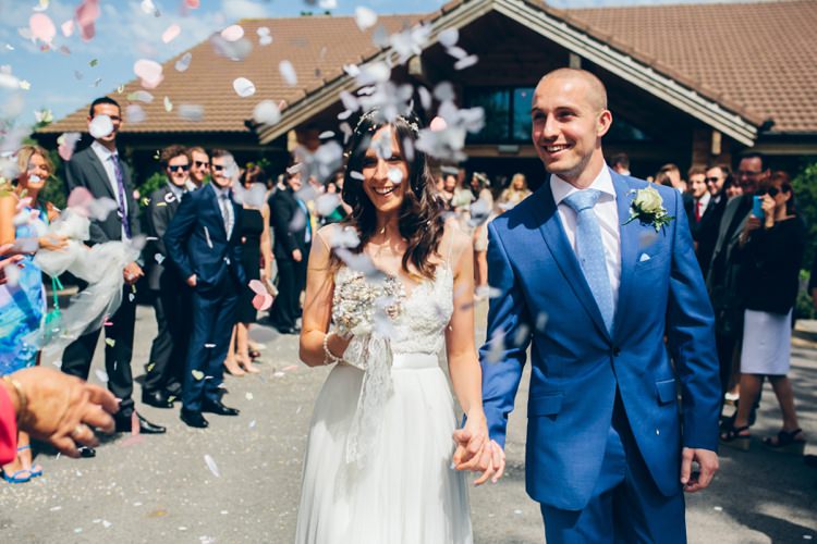Whimsical Floral Lodge Wedding http://www.hdmphotography.co.uk/