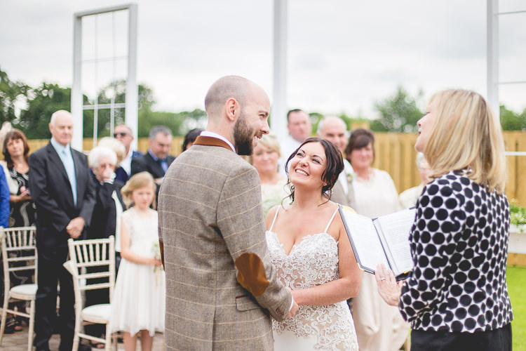 Hand Made Rustic White Wedding http://www.sarahhortonphotography.co.uk/