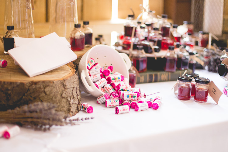 Hand Made Rustic White Wedding http://www.sarahhortonphotography.co.uk/