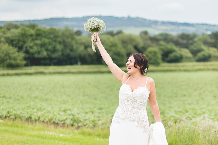 Hand Made Rustic White Wedding http://www.sarahhortonphotography.co.uk/