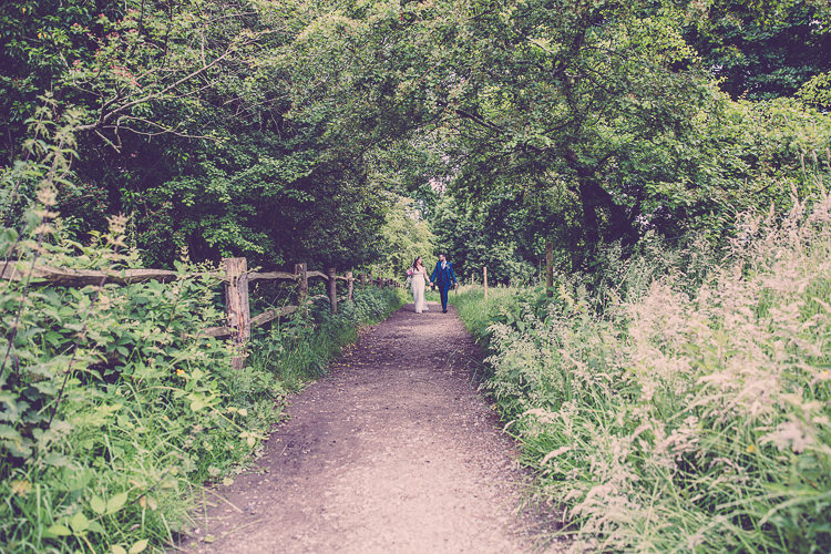 Relaxed English Country Garden Party Wedding http://hayleybaxterphotography.com/