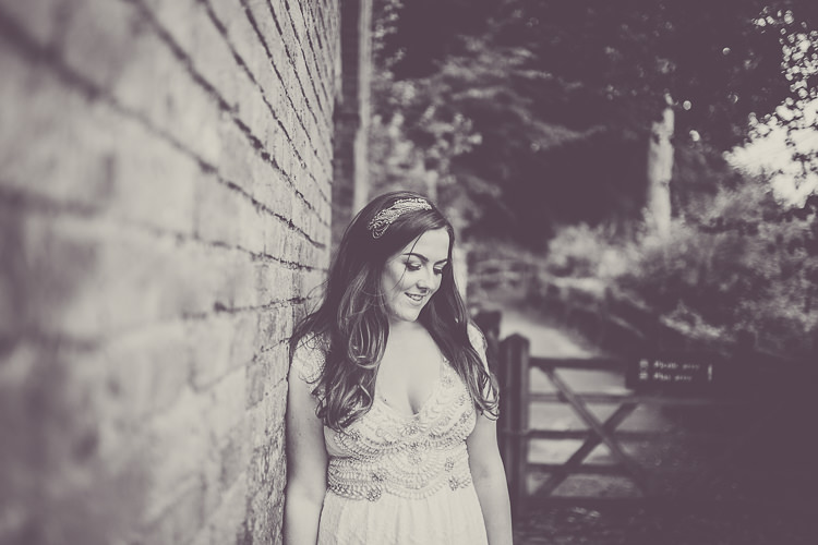 Relaxed English Country Garden Party Wedding http://hayleybaxterphotography.com/