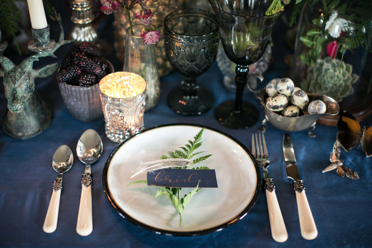 Feather Fern Place Setting Gold Blue Calligraphy Wild Opulence Autumn Wedding Ideas http://www.storyweddingphotography.co.uk/