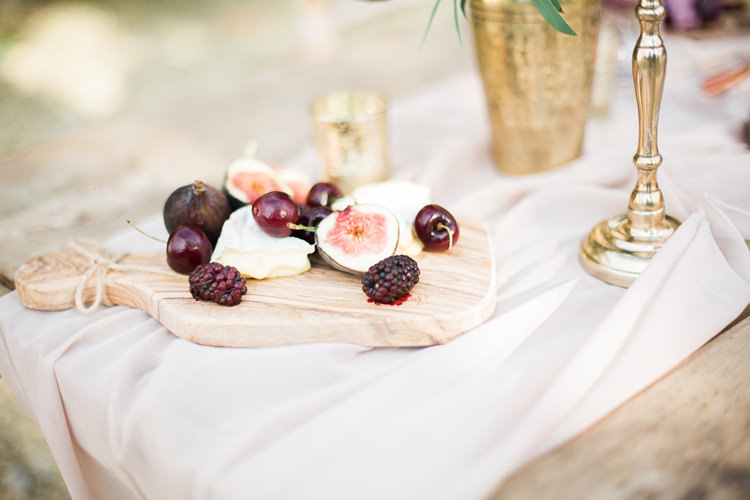 Fine Art Bohemian Luxe Wedding Ideas http://jessicadaviesphotography.co.uk/