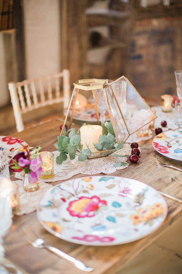 Terrarium Flower Candle Decor Fine Art Bohemian Luxe Wedding Ideas http://jessicadaviesphotography.co.uk/