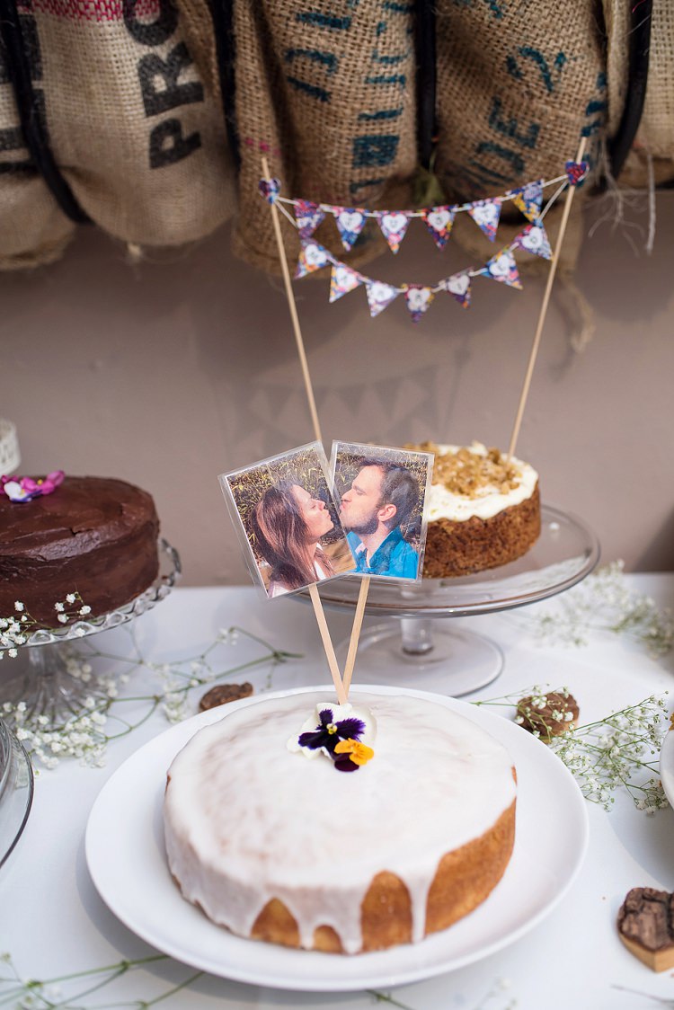 Stylish Floral Barn Wedding http://www.sarareeve.com/