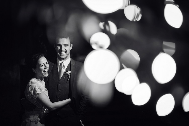 Stylish Floral Barn Wedding http://www.sarareeve.com/