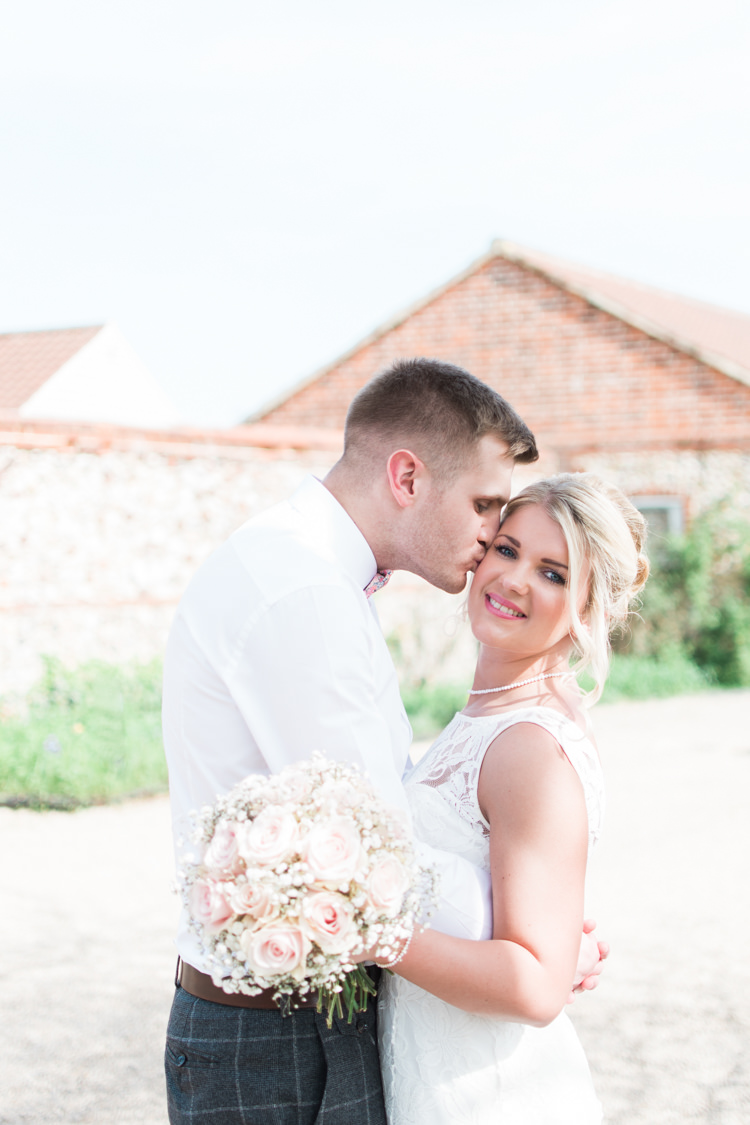 Fresh Pink Barn Wedding http://www.charlotteleysphotography.co.uk/