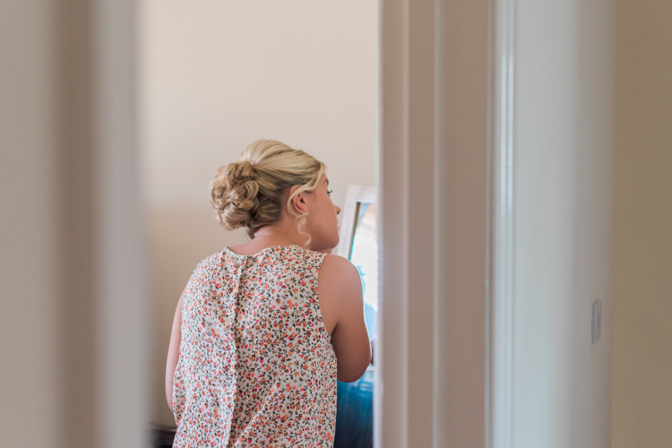 Fresh Pink Barn Wedding http://www.charlotteleysphotography.co.uk/
