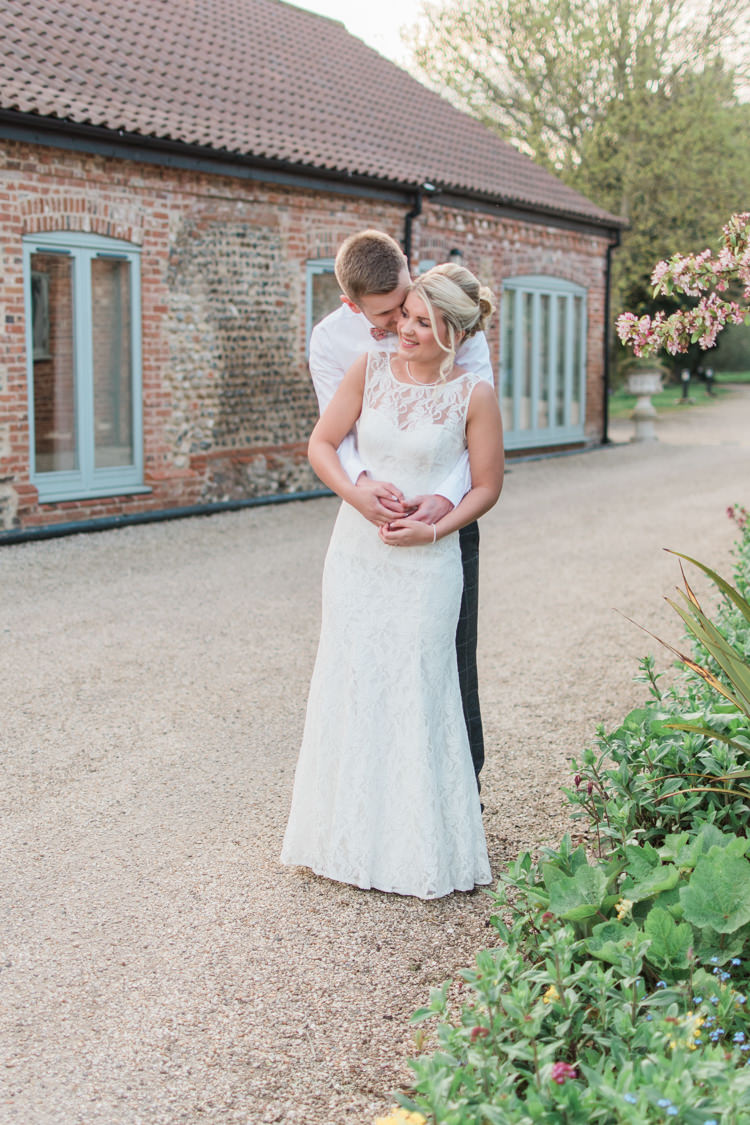 Fresh Pink Barn Wedding http://www.charlotteleysphotography.co.uk/