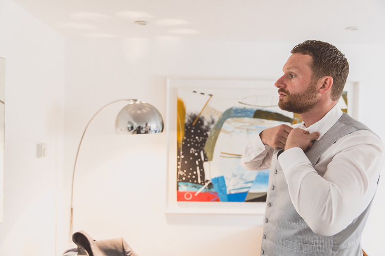 Relaxed Seaside St Ives Wedding http://www.wearetheclarkes.com/
