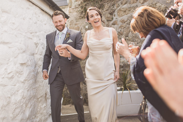 Relaxed Seaside St Ives Wedding http://www.wearetheclarkes.com/
