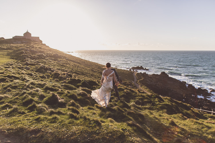 Relaxed Seaside St Ives Wedding http://www.wearetheclarkes.com/