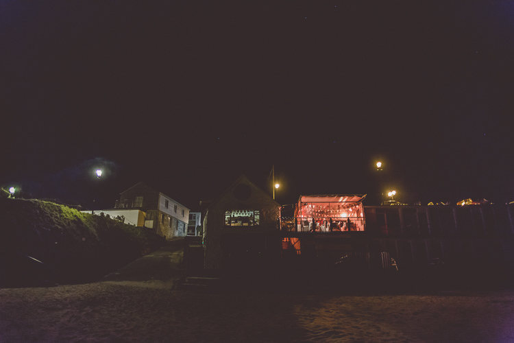 Relaxed Seaside St Ives Wedding http://www.wearetheclarkes.com/