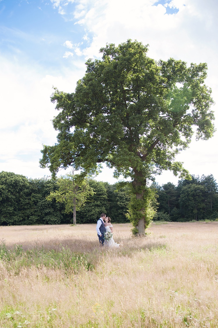 Pink Rustic Tipi Woodland Wedding http://kerryannduffy.com/
