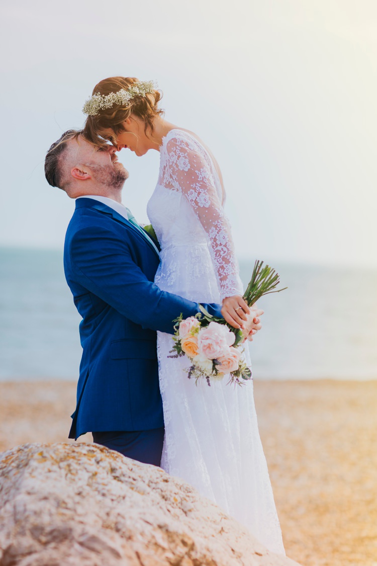Creative Festival Wedding http://benjaminstuart.co.uk/