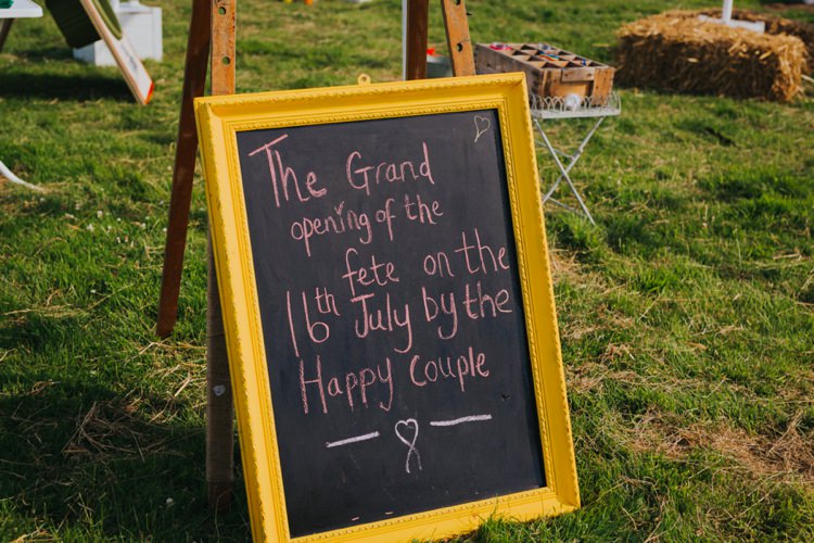 Creative Festival Wedding http://benjaminstuart.co.uk/