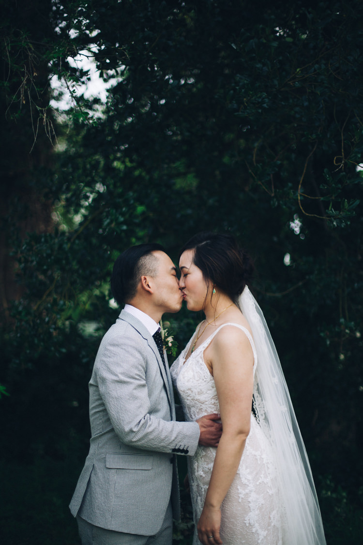 Classic Outdoor Country House Wedding http://www.leahhensonweddings.com/