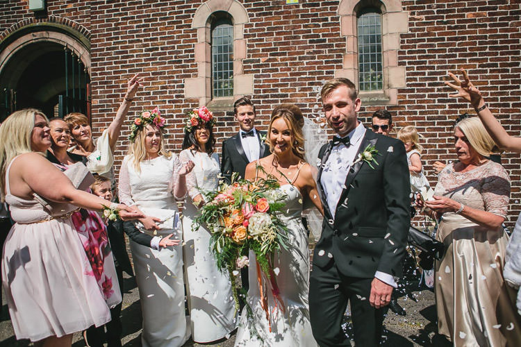 Outdoorsy Colourful Tipi Wedding http://www.tierneyphotography.co.uk/