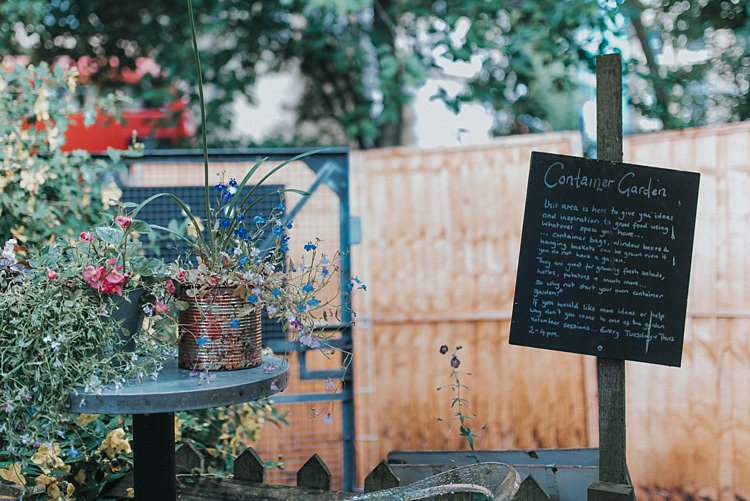 City Farm Yellow Blue Wedding http://www.baiandelle.com/