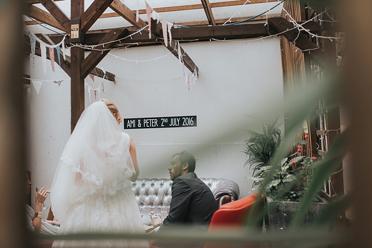 City Farm Yellow Blue Wedding http://www.baiandelle.com/