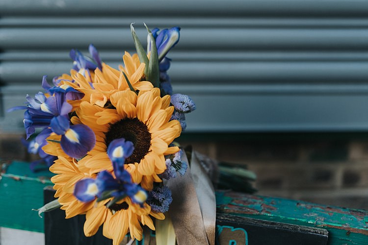 City Farm Yellow Blue Wedding http://www.baiandelle.com/
